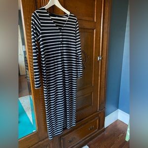 Old Navy Navy Striped Long Button-Down Dress